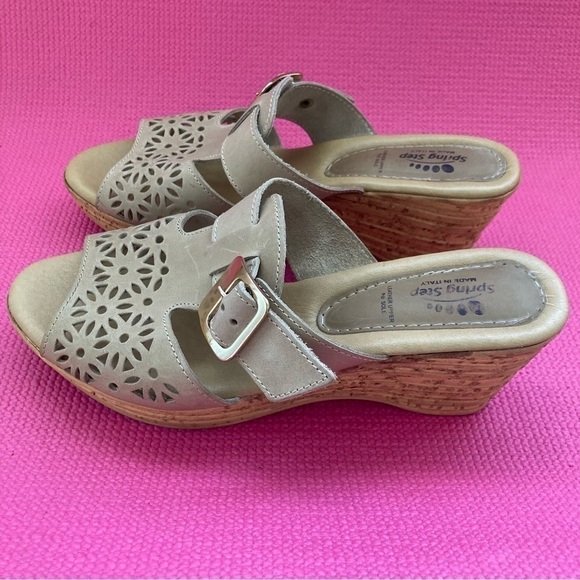 Spring Step Beige Leather Cork Slide Perforated Wedge Sandals Italy  Sz 8.5 - Picture 3 of 8